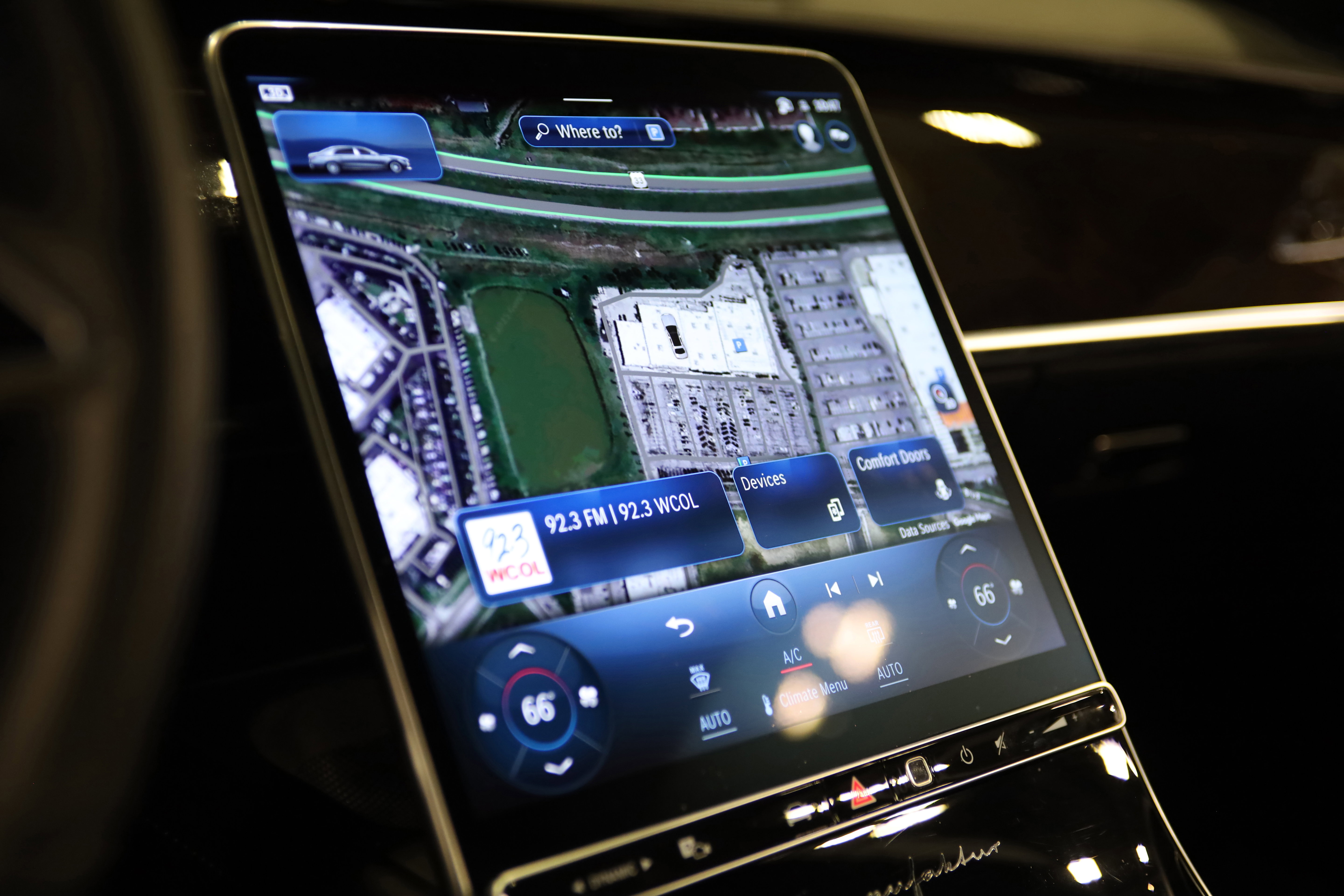 Used 2023 Mercedes-Benz Maybach S 680 4MATIC w/ Manufaktur Leather Package image 27