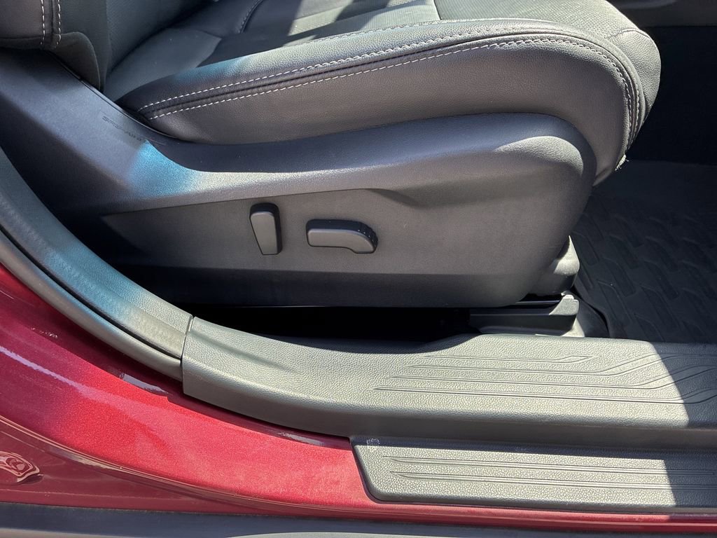 Used 2022 Subaru Outback Limited image 37