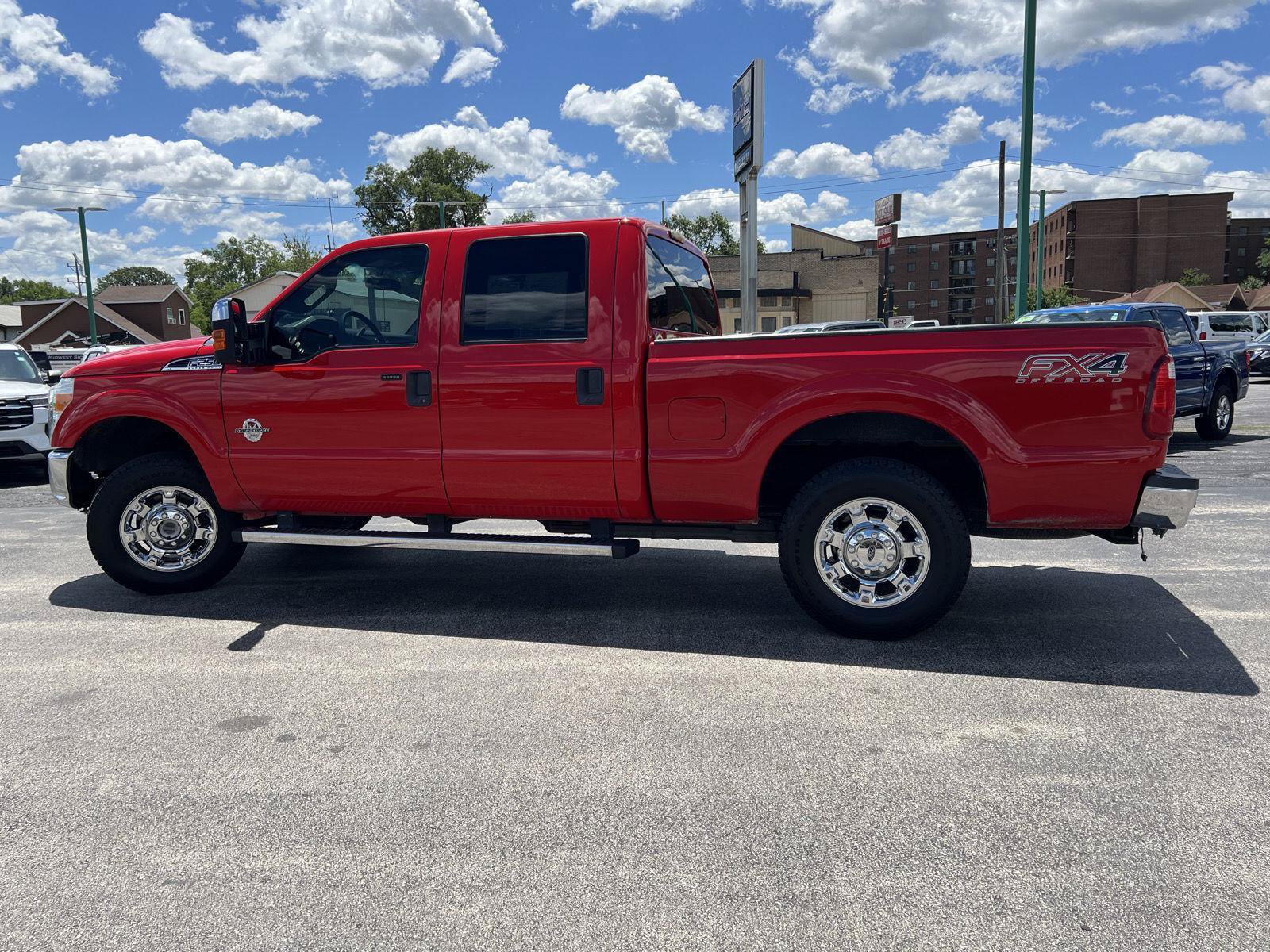 Used 2016 Ford F250 XLT w/ XLT Premium Package AWD/4WD image 11