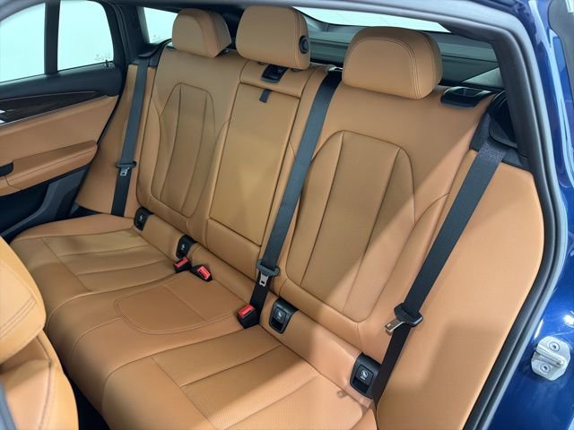 Certified 2023 BMW X4 xDrive30i w/ Convenience Package image 16