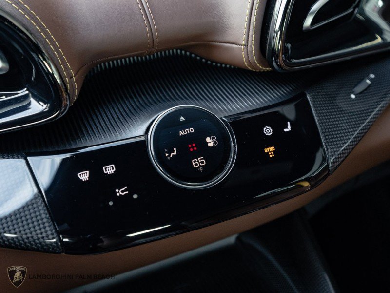 Used 2026 Ferrari Purosangue image 15