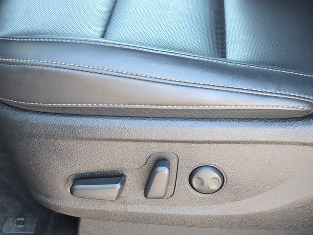 Used 2025 Kia Telluride S image 14