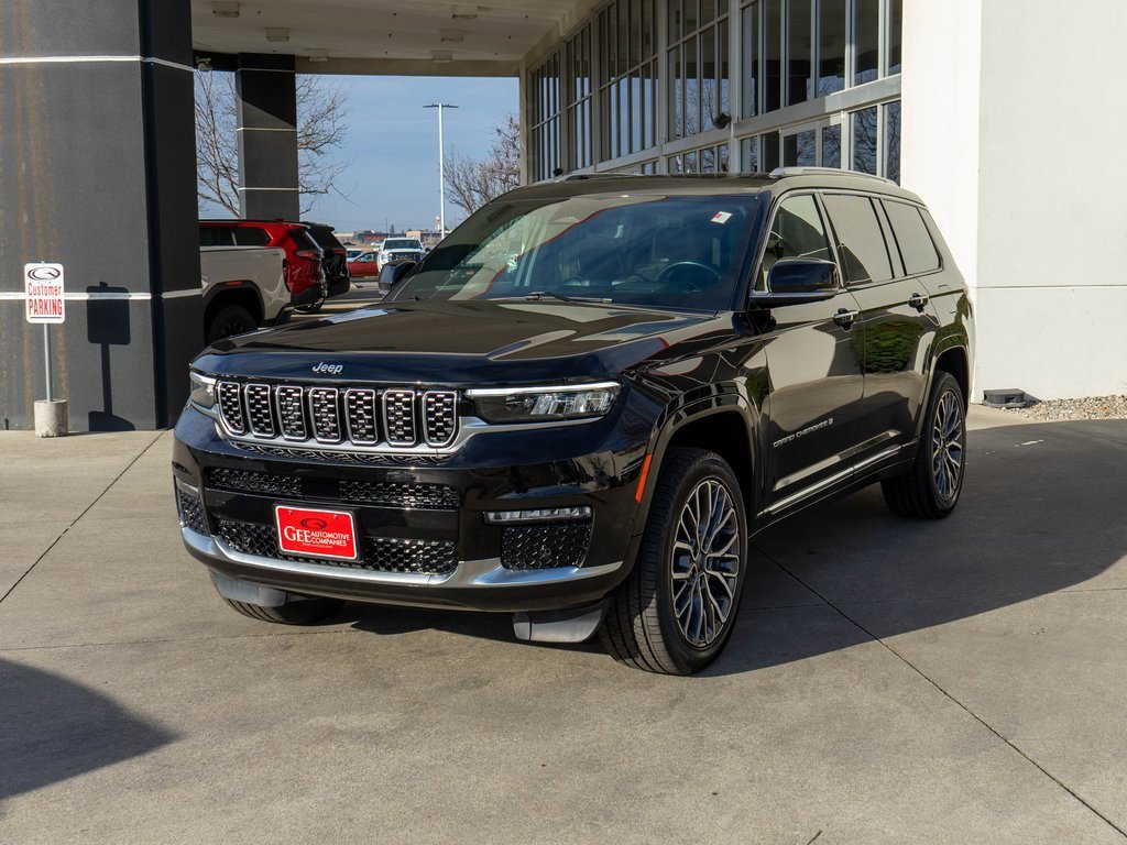 Used 2021 Jeep Grand Cherokee L Summit image 3