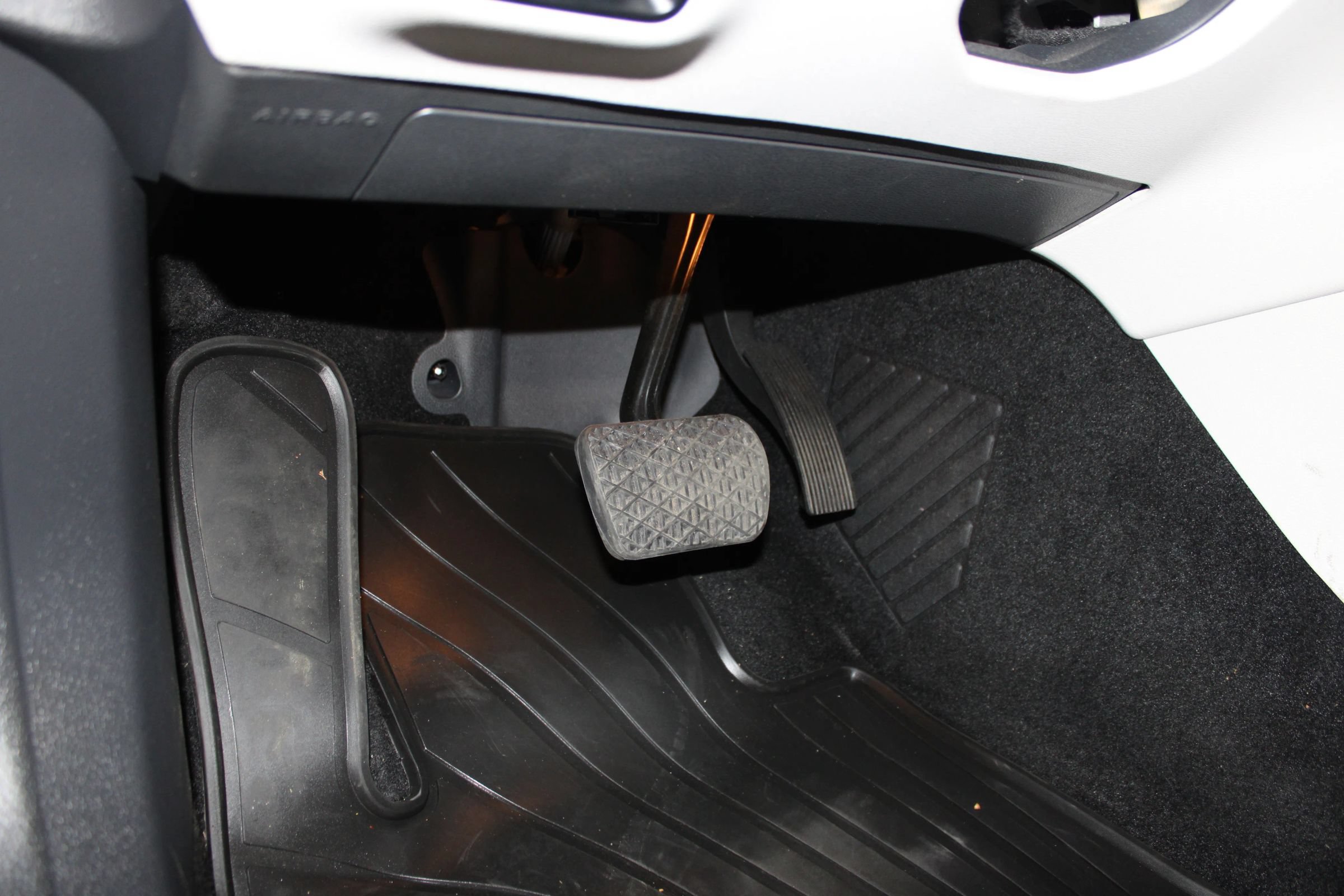 Used 2014 Mercedes-Benz CLA 250 image 9