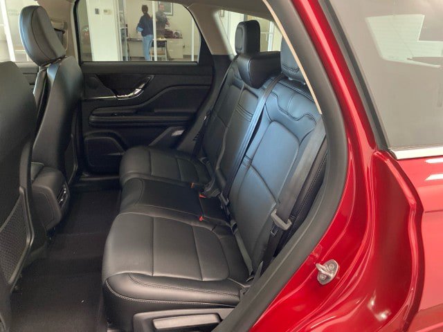 New 2025 Lincoln Corsair Grand Touring w/ Equipment Group 301A AWD/4WD image 9