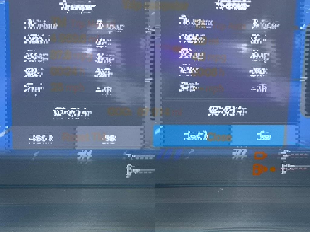 Certified 2023 Volvo S60 T8 Plus w/ Climate Package image 37