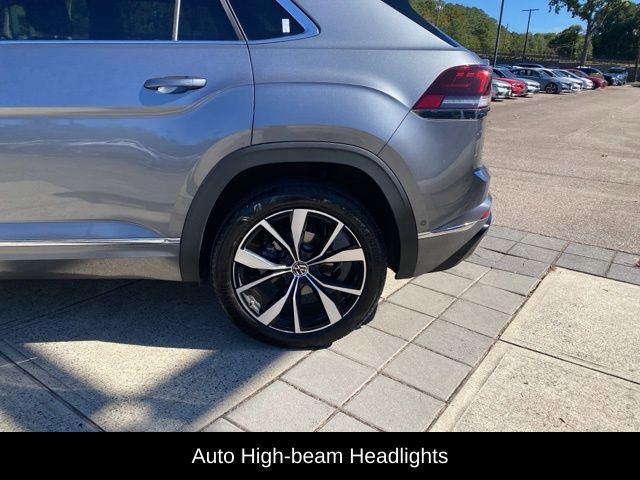 Used 2024 Volkswagen Atlas Cross Sport SEL Premium R-Line image 10