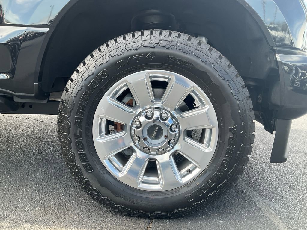Used 2021 Ford F250 Platinum w/ FX4 Off-Road Package image 10