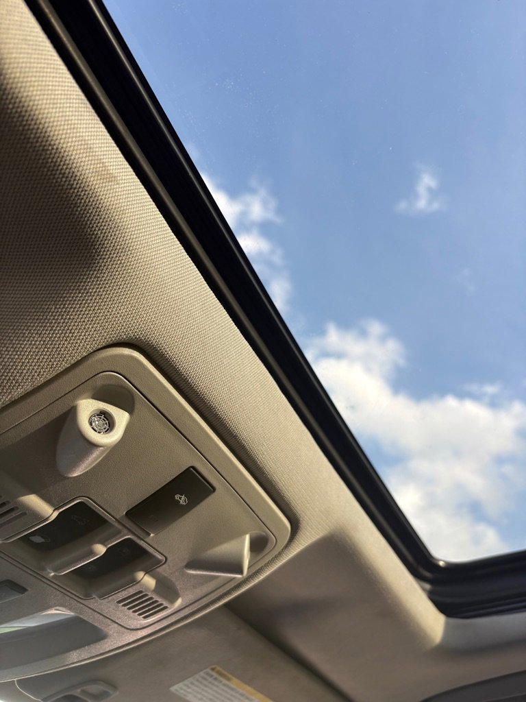 Used 2015 Cadillac SRX Premium w/ Driver Assist Package AWD/4WD image 12