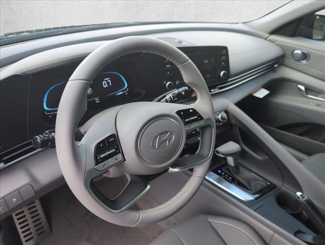 New 2026 Hyundai Elantra Sport image 3