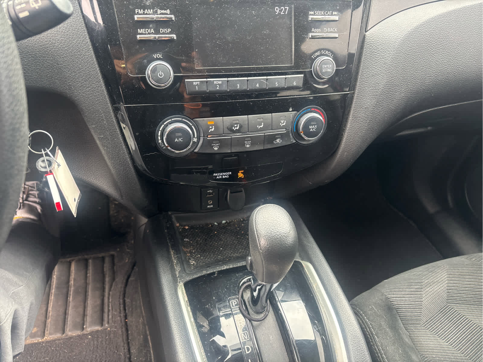 Used 2016 Nissan Rogue S image 12