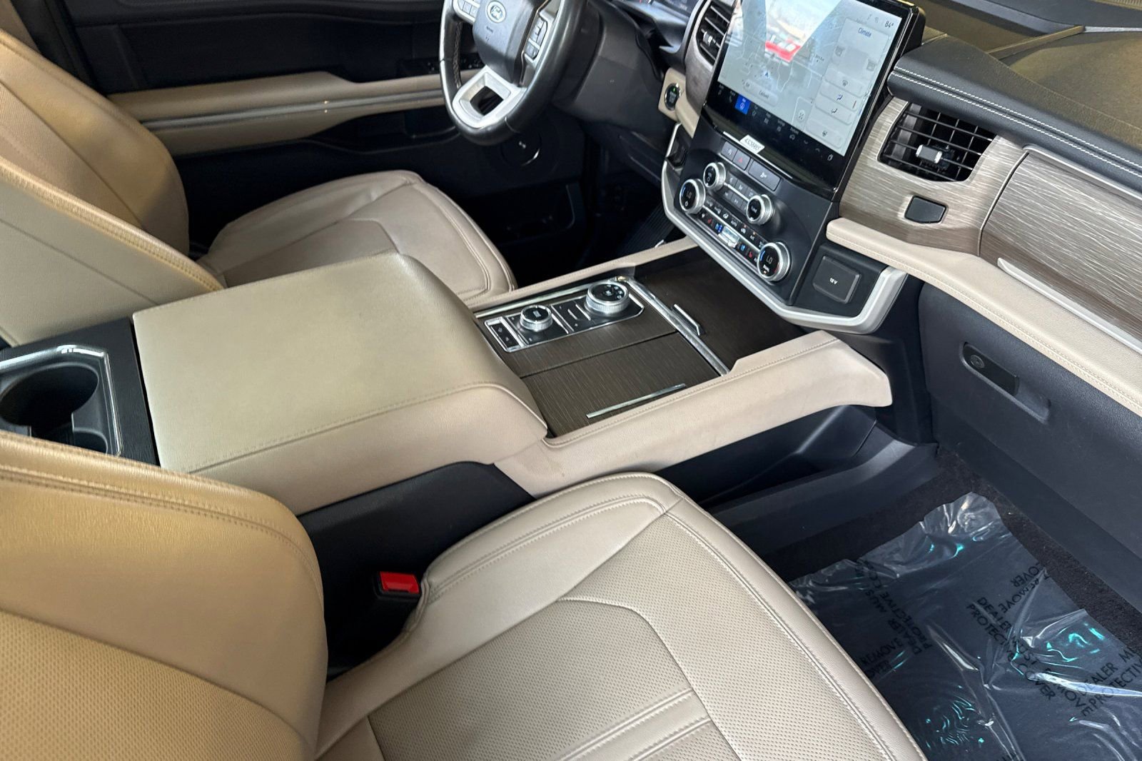Used 2024 Ford Expedition Max Limited image 17