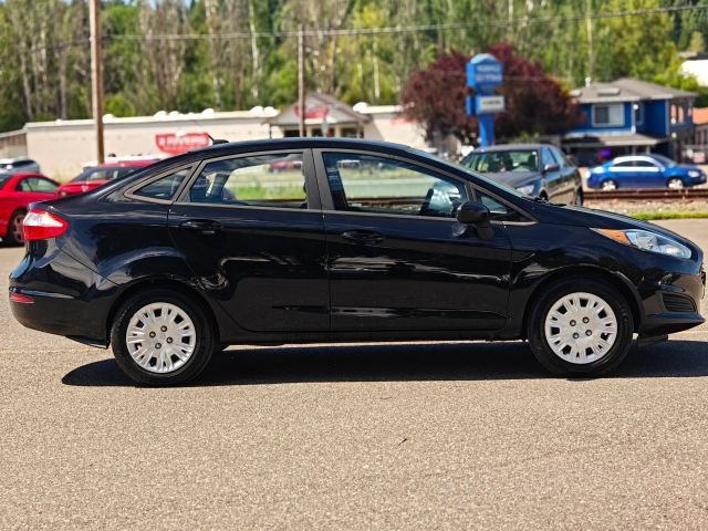 Used 2016 Ford Fiesta S FWD image 9