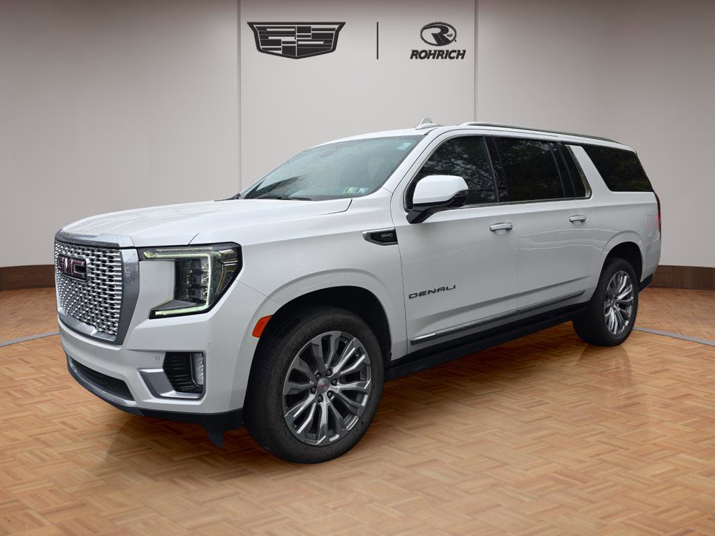 Used 2022 GMC Yukon XL Denali AWD/4WD image 1