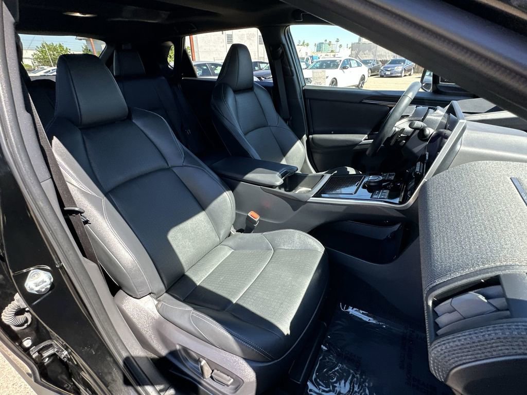 Used 2024 Subaru Solterra Touring image 35