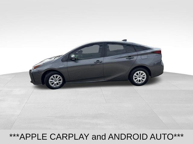 Used 2022 Toyota Prius L Eco image 2