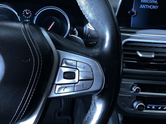 Used 2016 BMW 750i xDrive image 26