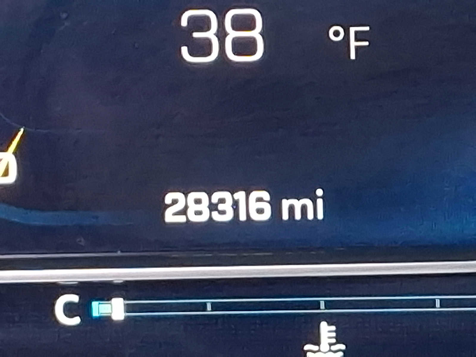 Used 2022 Chevrolet Tahoe RST w/ Luxury Package image 23