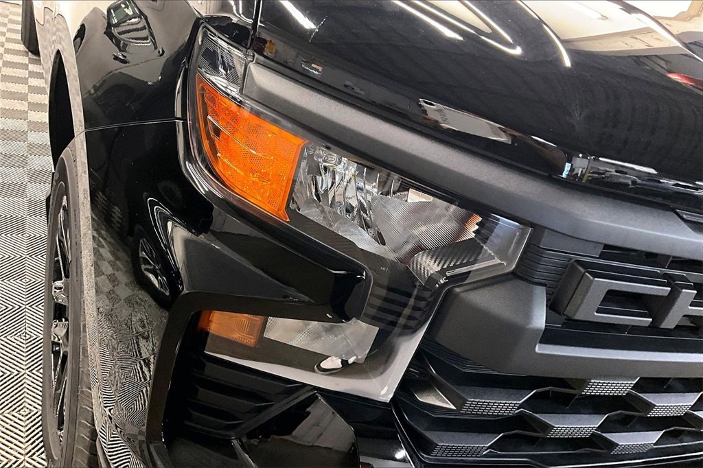 New 2026 Chevrolet Silverado 1500 Custom w/ LPO, Dark Essentials Package image 13