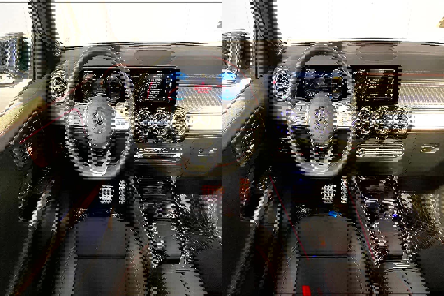 Used 2023 Mercedes-Benz EQB 300 4MATIC image 5