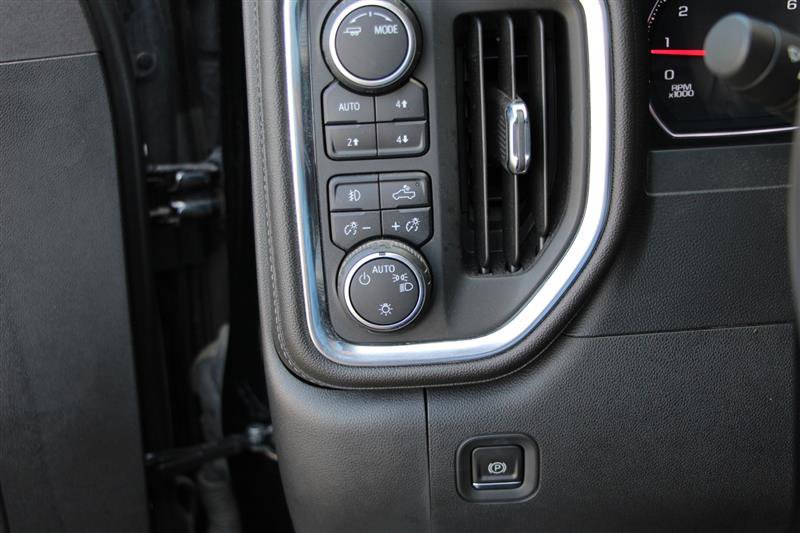 Used 2021 Chevrolet Silverado 1500 RST w/ Redline Edition image 28