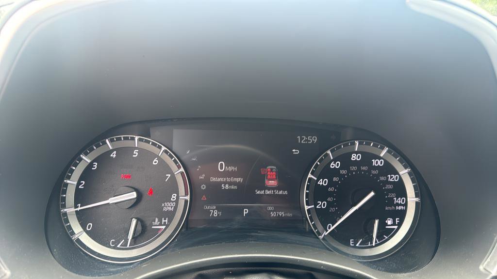 Used 2020 Toyota Highlander XLE FWD image 15