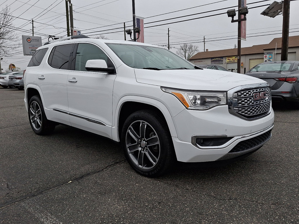 Used 2019 GMC Acadia Denali w/ LPO, Floor Liner Package AWD/4WD image 7