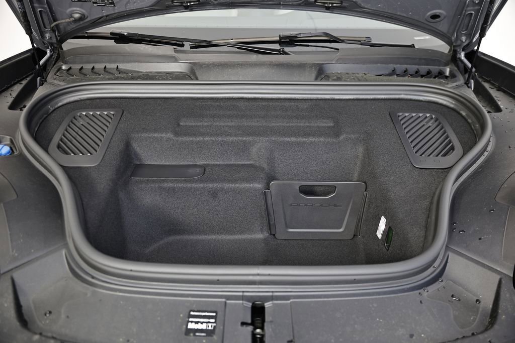New 2026 Porsche Macan 4 Electric AWD/4WD image 32