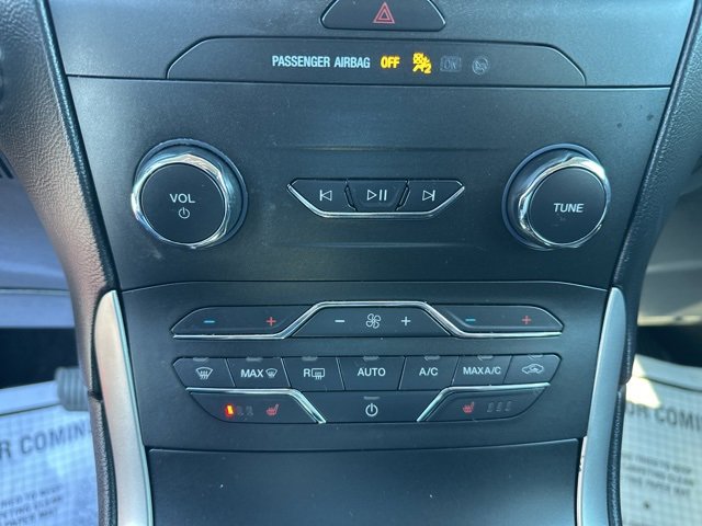 Used 2019 Ford Edge SEL w/ Equipment Group 201A image 18