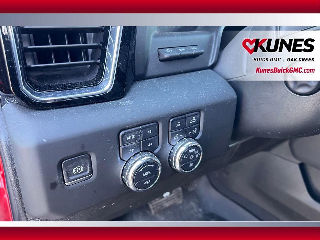 Used 2024 GMC Sierra 1500 AT4 w/ Technology Package image 14