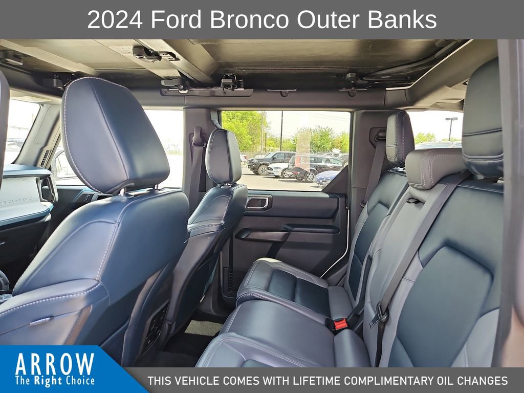 Used 2024 Ford Bronco Outer Banks image 19