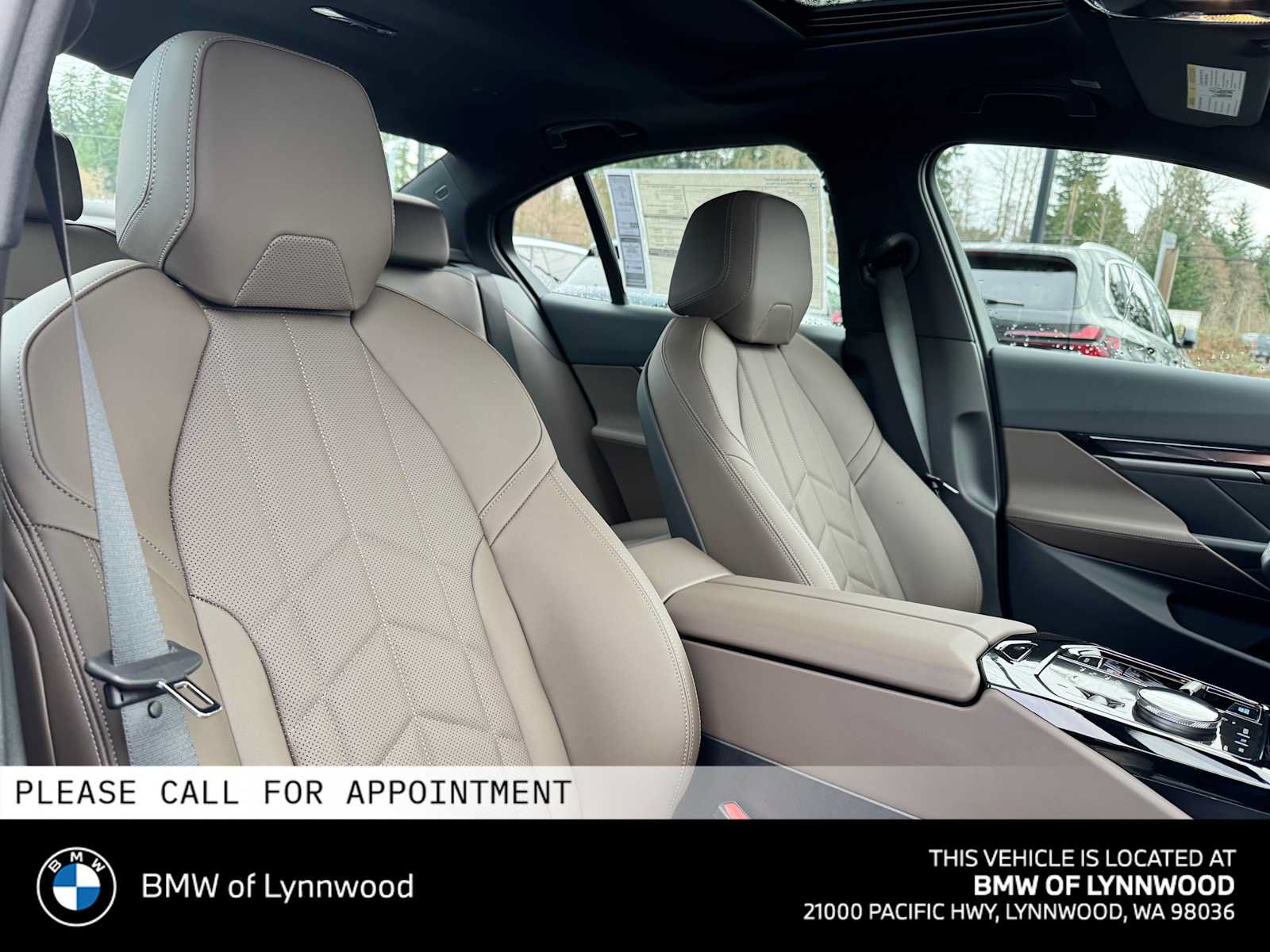 New 2026 BMW i5 eDrive40 w/ M Sport Package AWD/4WD image 11