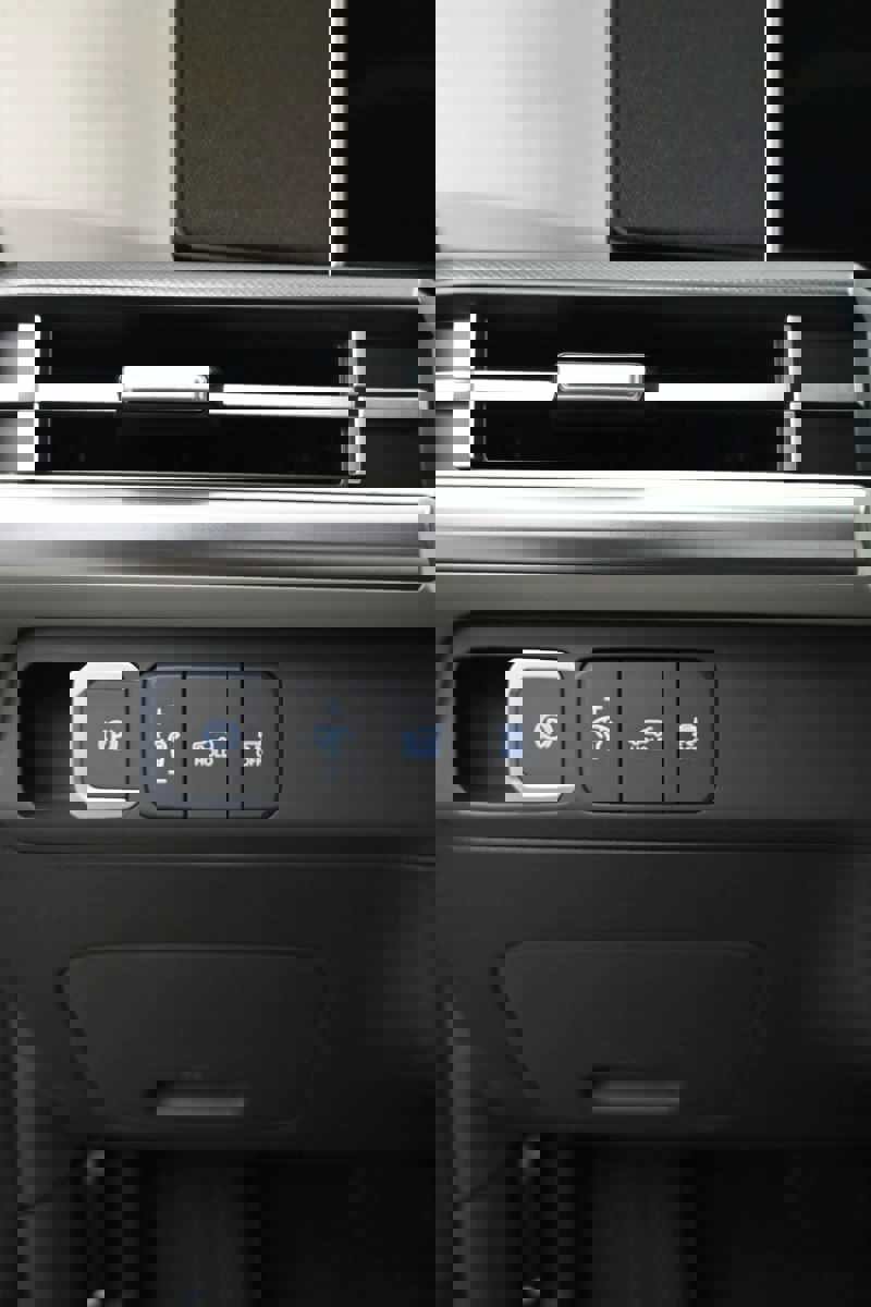 New 2026 Hyundai Santa Fe SE image 21