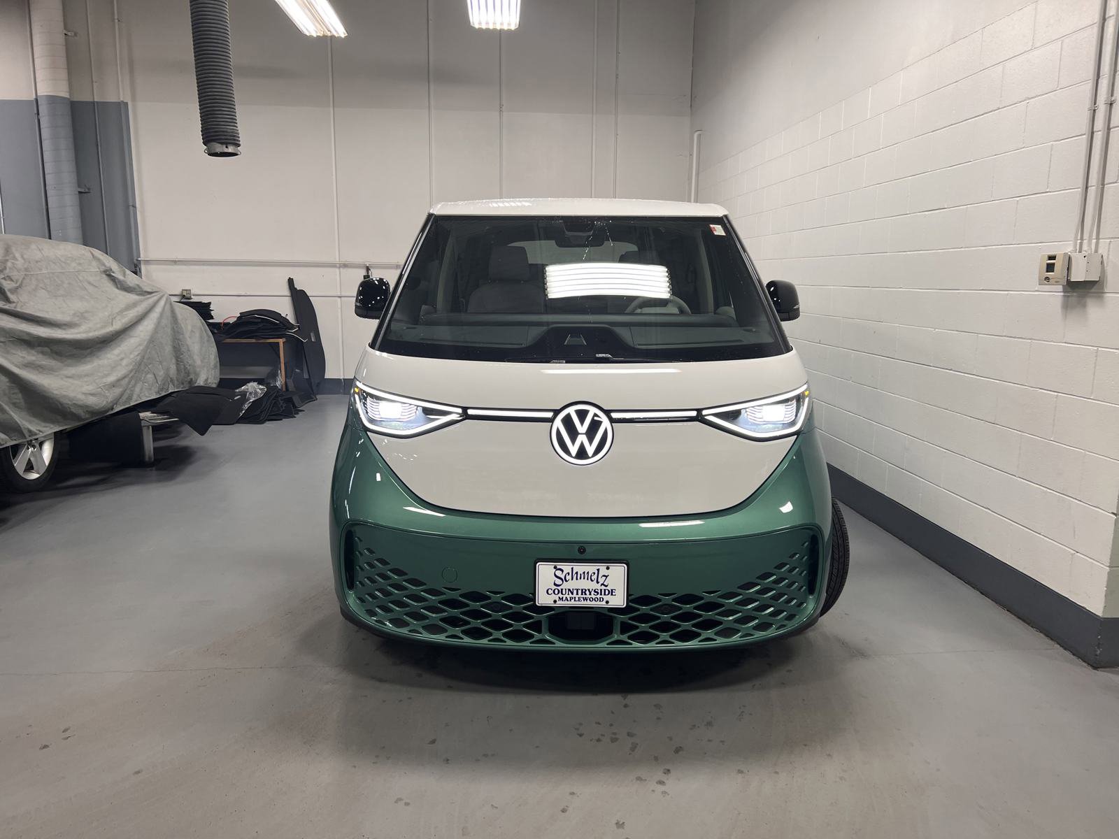 New 2025 Volkswagen ID. Buzz 1st Edition image 3