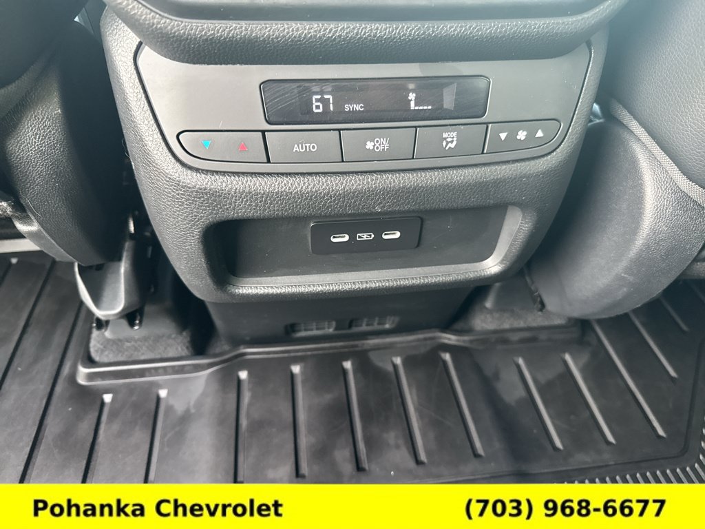 Used 2025 Honda Pilot Touring image 31