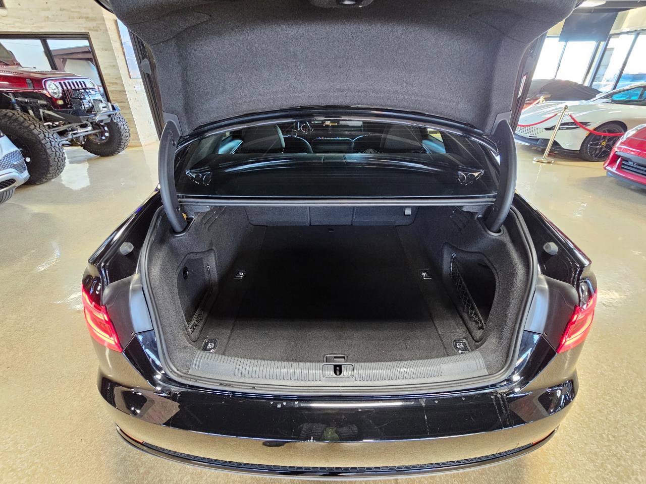 Used 2018 Audi A4 2.0T Ultra Premium w/ Convenience Package image 20