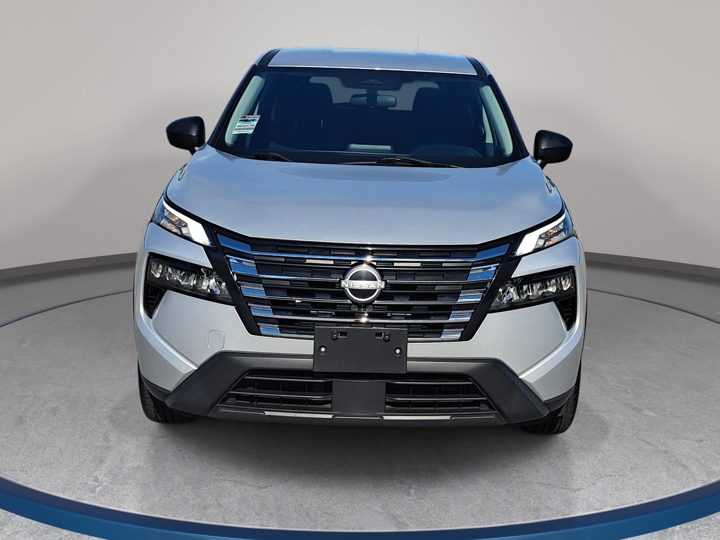 Certified 2024 Nissan Rogue S AWD/4WD image 2