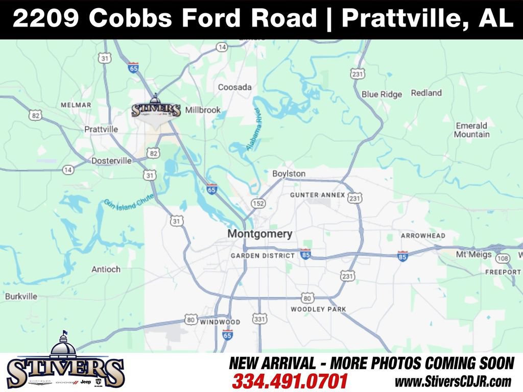 Used 2023 Nissan Titan SV w/ SV Convenience Package RWD image 12