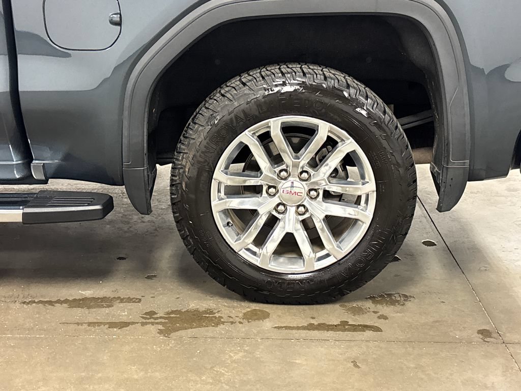Used 2019 GMC Sierra 1500 SLT w/ SLT Premium Plus Package AWD/4WD image 15