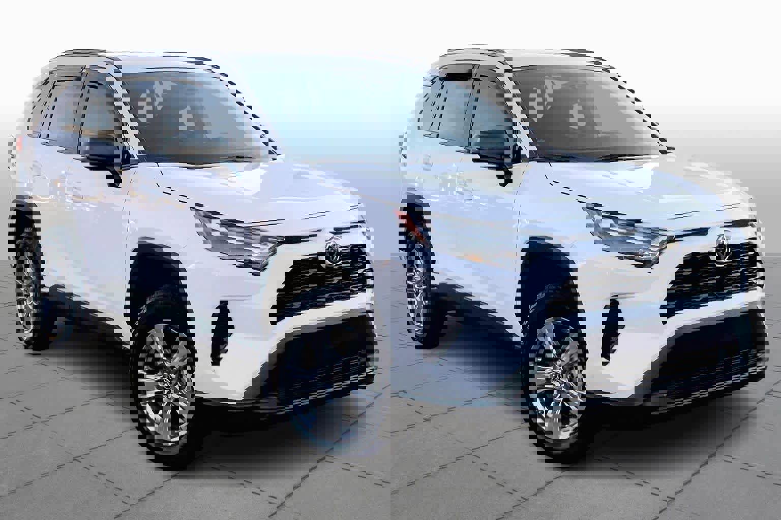 Used 2025 Toyota RAV4 LE image 3