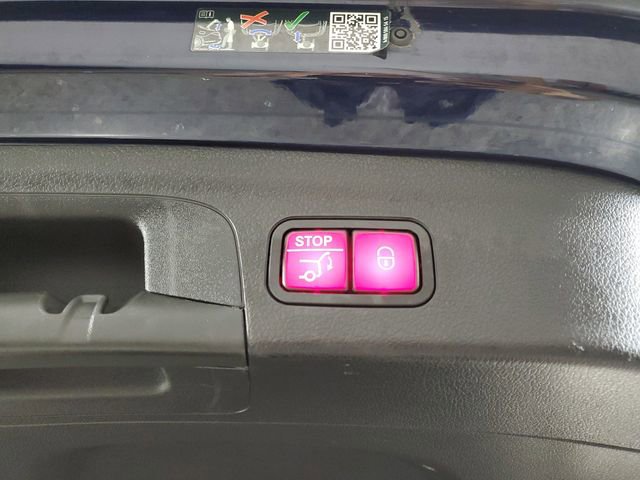 Used 2022 Mercedes-Benz GLE 350 4MATIC w/ Premium Package image 9