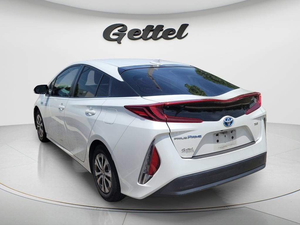 Used 2021 Toyota Prius Prime XLE FWD image 4