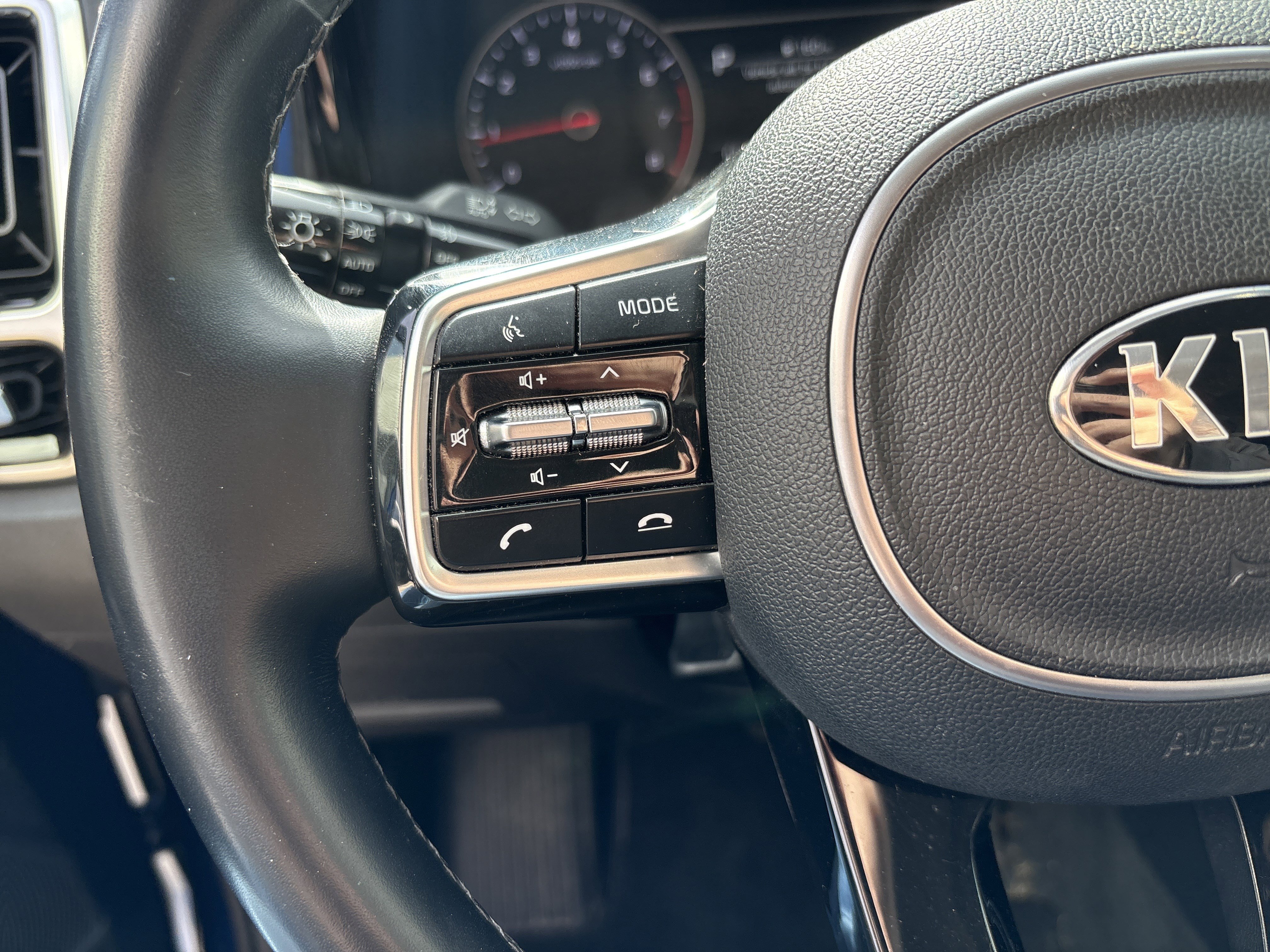 Used 2021 Kia Sorento SX image 14