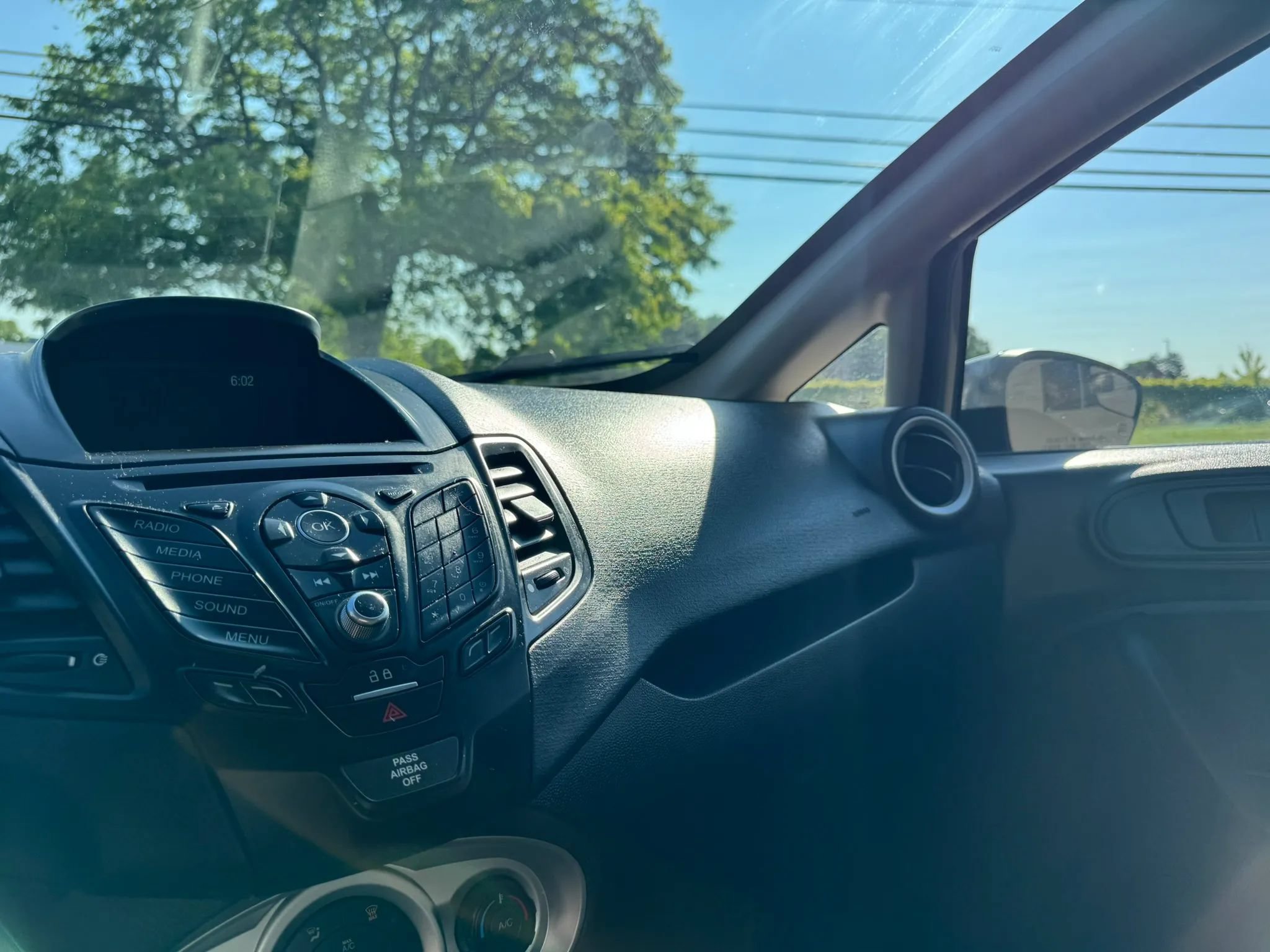 Used 2019 Ford Fiesta SE w/ Cold Weather Package FWD image 23
