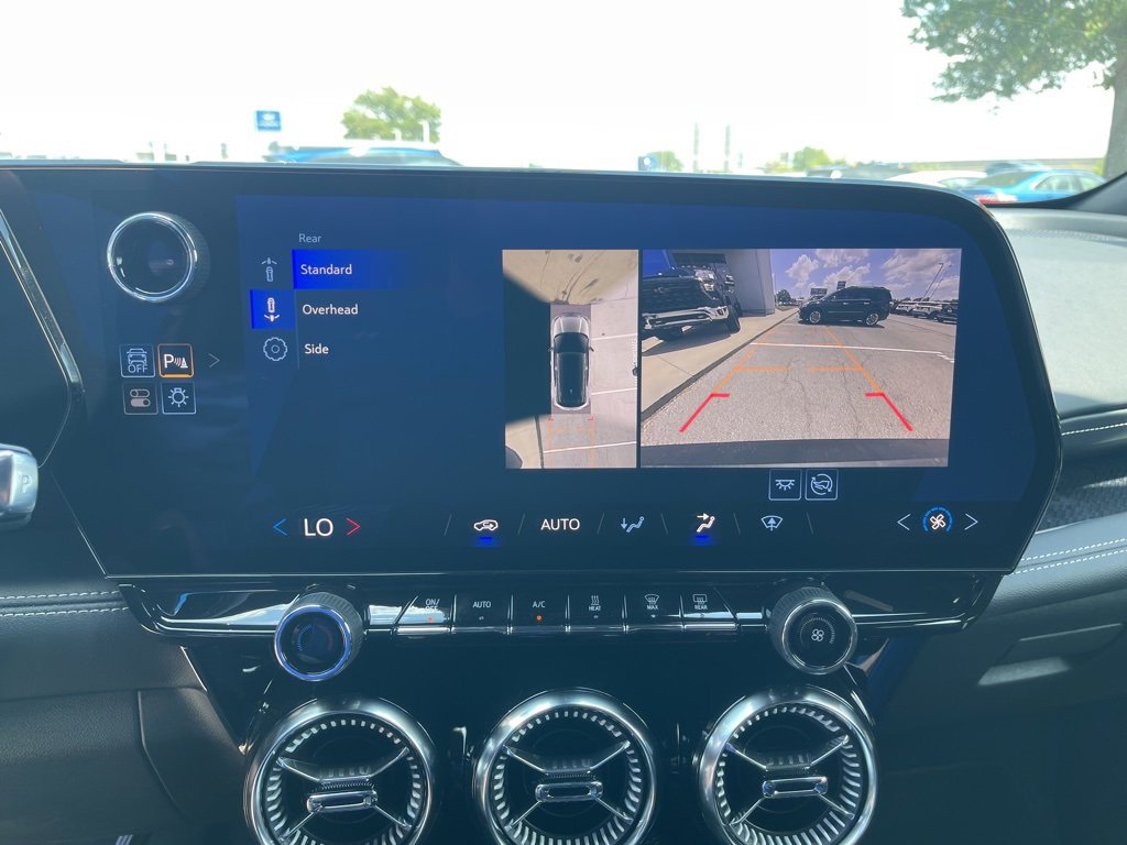 New 2025 Chevrolet Blazer EV LT image 25