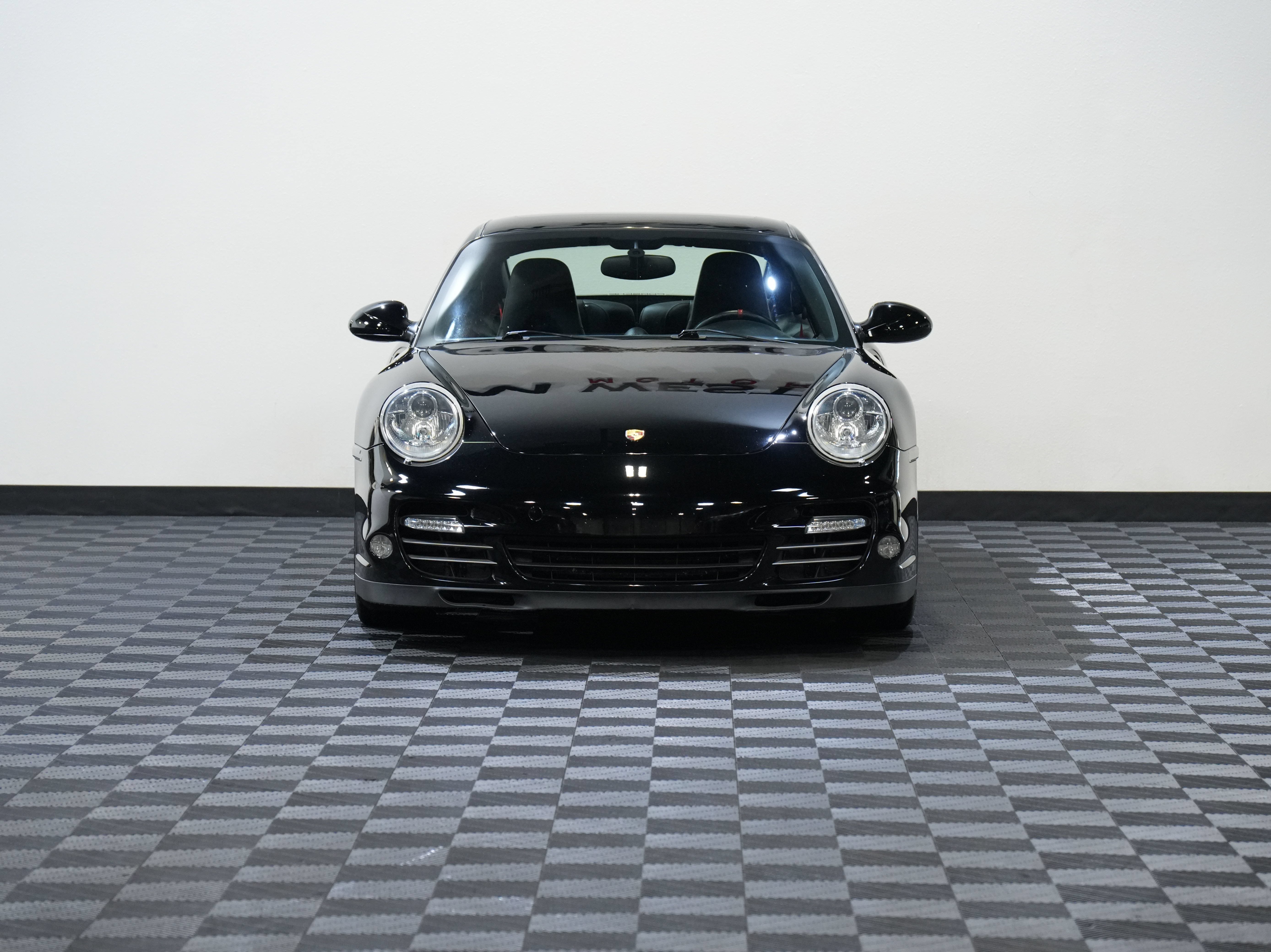 Used 2013 Porsche 911 4 Coupe AWD/4WD image 4