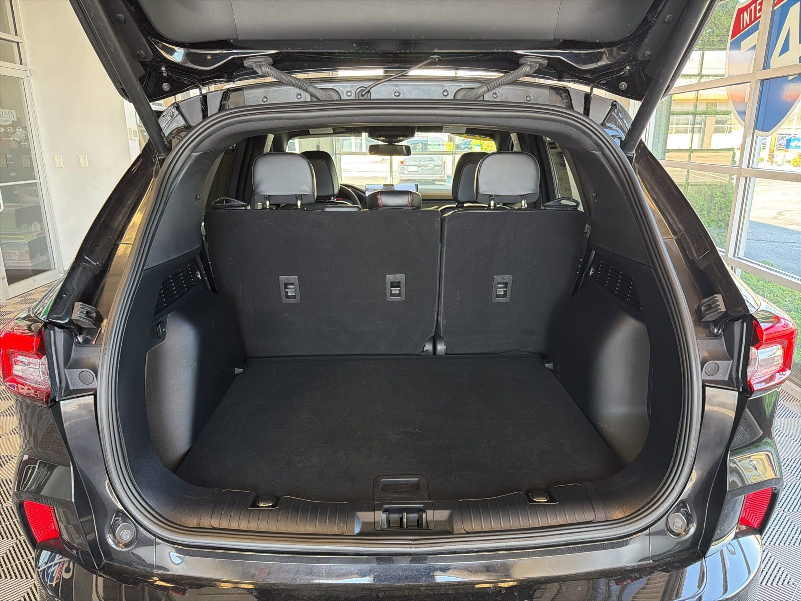 Used 2023 Ford Escape ST-Line Elite image 12