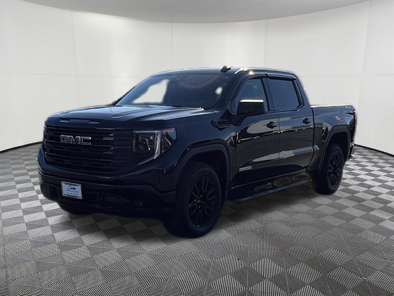 Used 2023 GMC Sierra 1500 Elevation w/ LPO, Elevation Black Package AWD/4WD image 3
