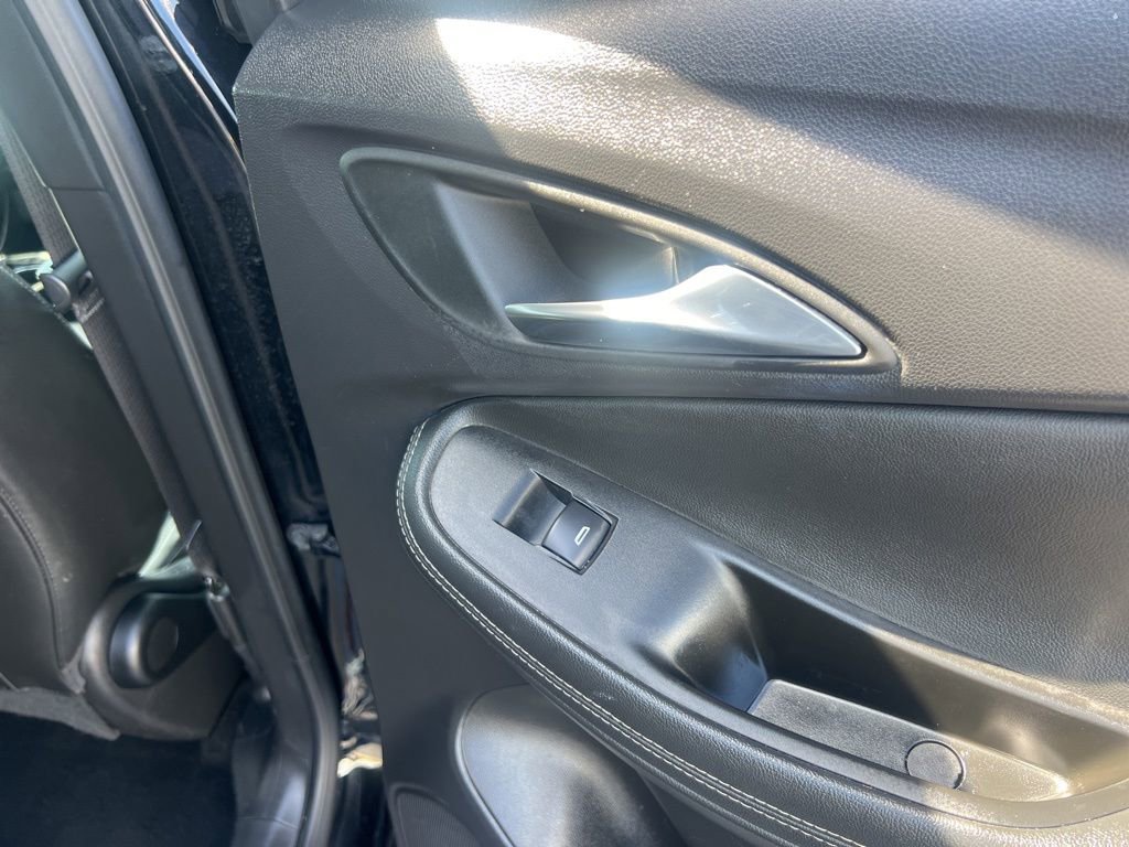 Used 2024 Buick Encore GX Sport Touring image 30