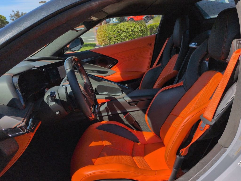 Used 2025 Chevrolet Corvette E-Ray w/ Stealth Interior Trim Package AWD/4WD image 21